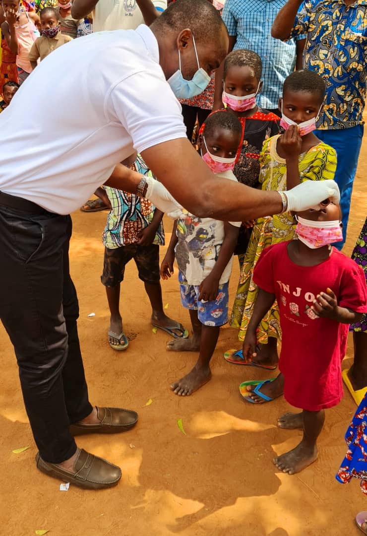 Démarrage des activités médico-chirurgicales 2022 par le Projet AMZA : des soins gratuits pour plus de trois cents enfants à Djakplémé (Vo)